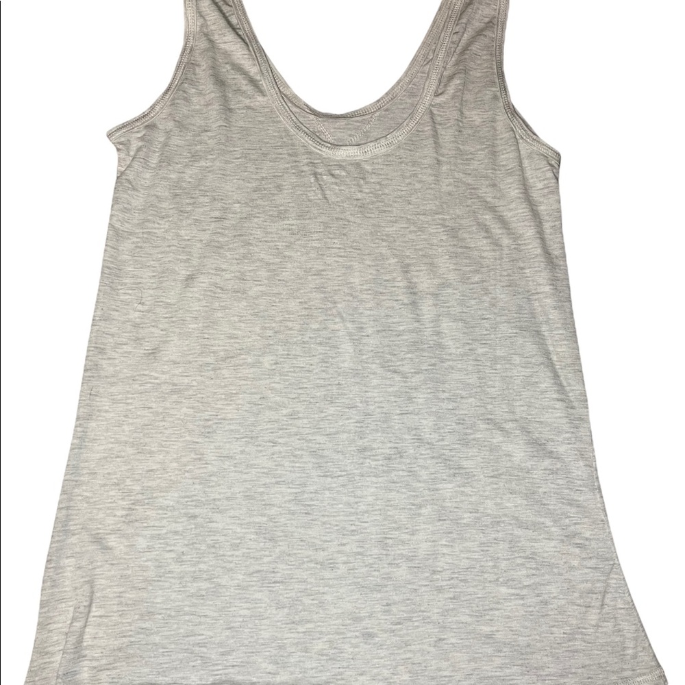Cut Out Back Tank - Picture 4 of 5